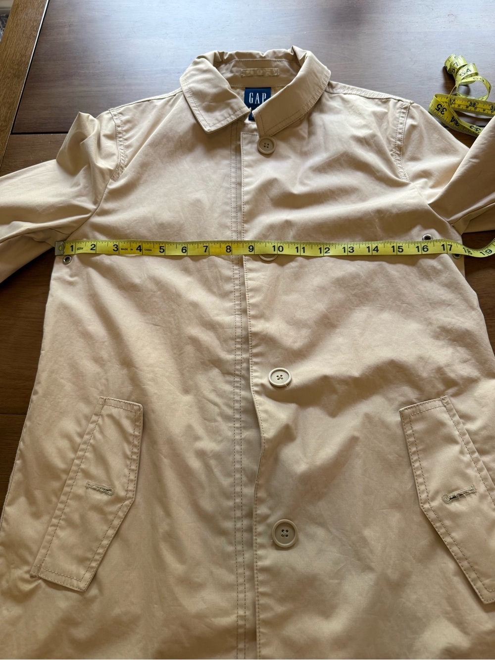 GAP Beige Rain Coat Trench Jacket Women’s XS Lightweight Button Front - Picture 6 of 15